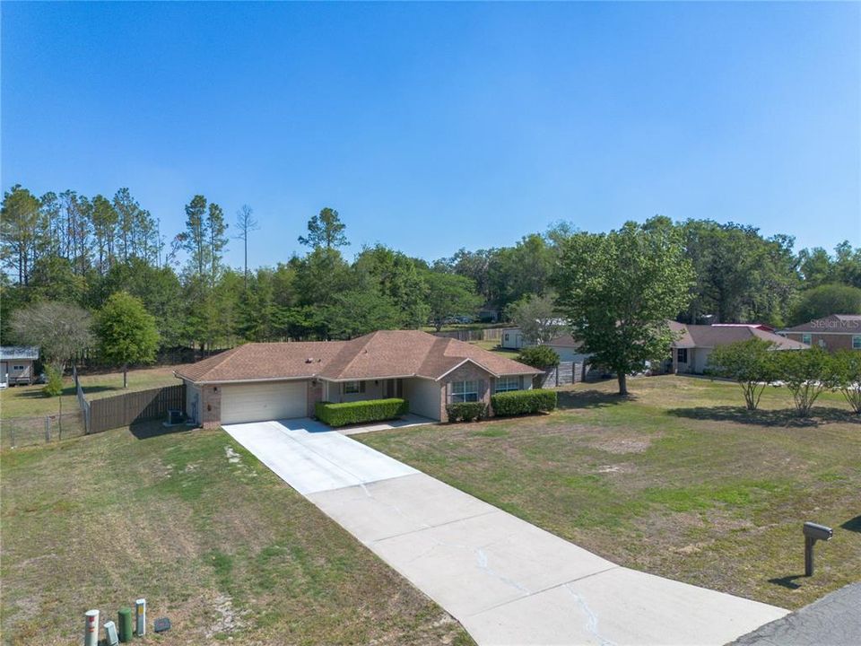 Active With Contract: $289,900 (3 beds, 2 baths, 1350 Square Feet)