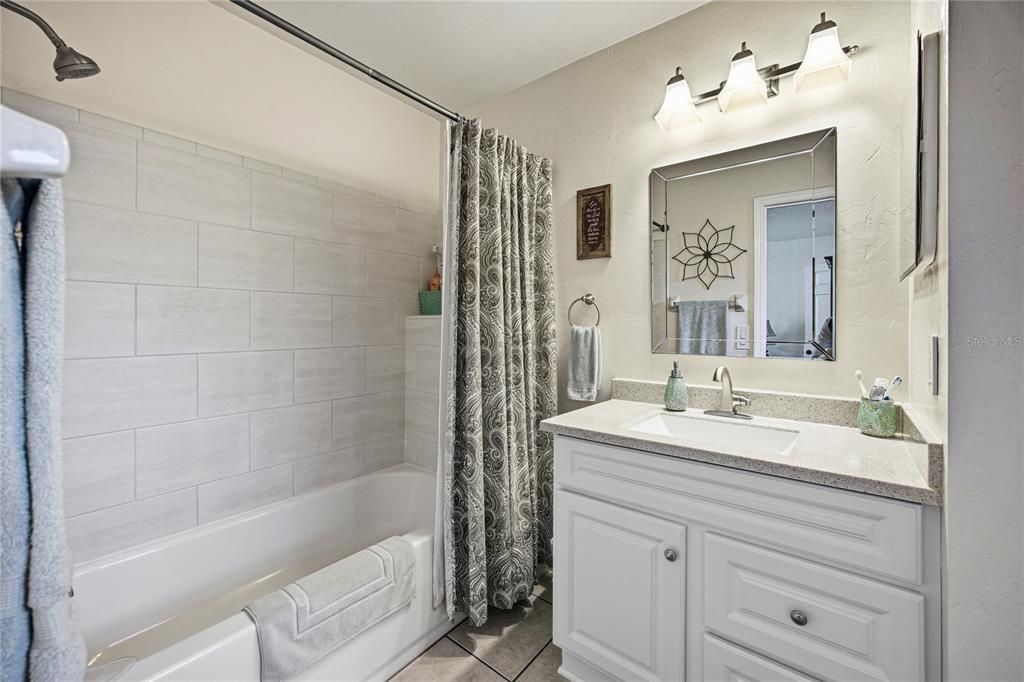 Active With Contract: $289,900 (3 beds, 2 baths, 1350 Square Feet)