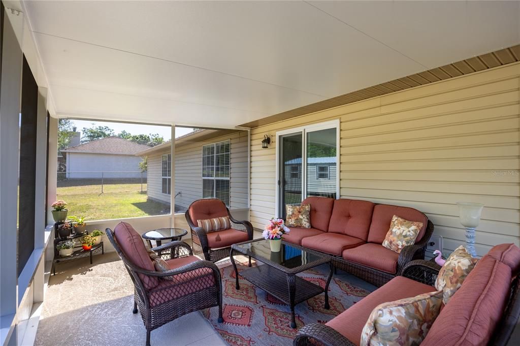 Active With Contract: $289,900 (3 beds, 2 baths, 1350 Square Feet)