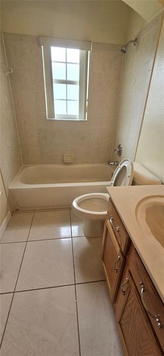 En Renta: $1,650 (3 camas, 2 baños, 1691 Pies cuadrados)