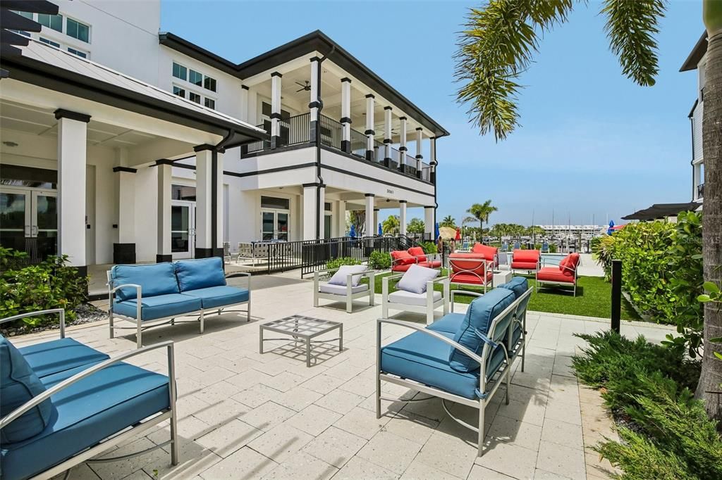 For Sale: $1,550,000 (3 beds, 3 baths, 3182 Square Feet)