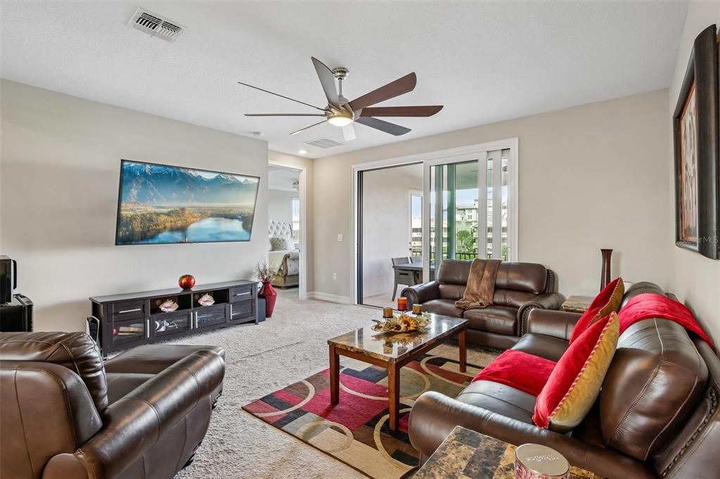 For Sale: $1,550,000 (3 beds, 3 baths, 3182 Square Feet)