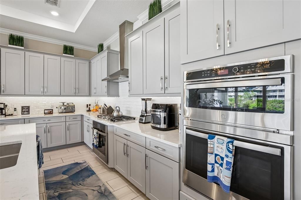 For Sale: $1,550,000 (3 beds, 3 baths, 3182 Square Feet)