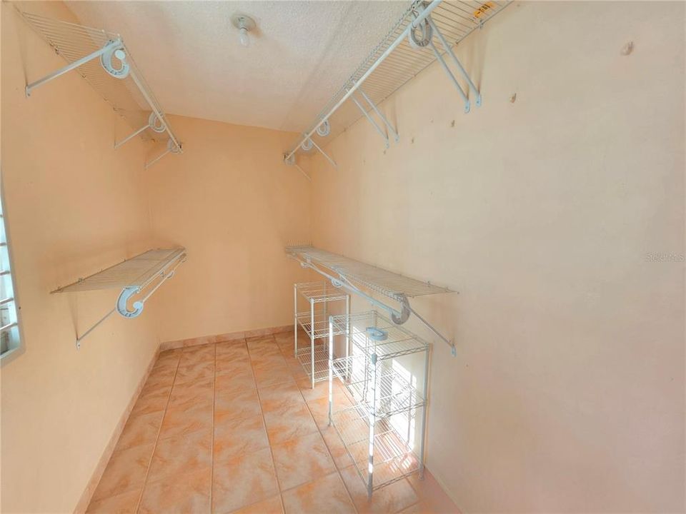 Active With Contract: $250,000 (4 beds, 2 baths, 1794 Square Feet)