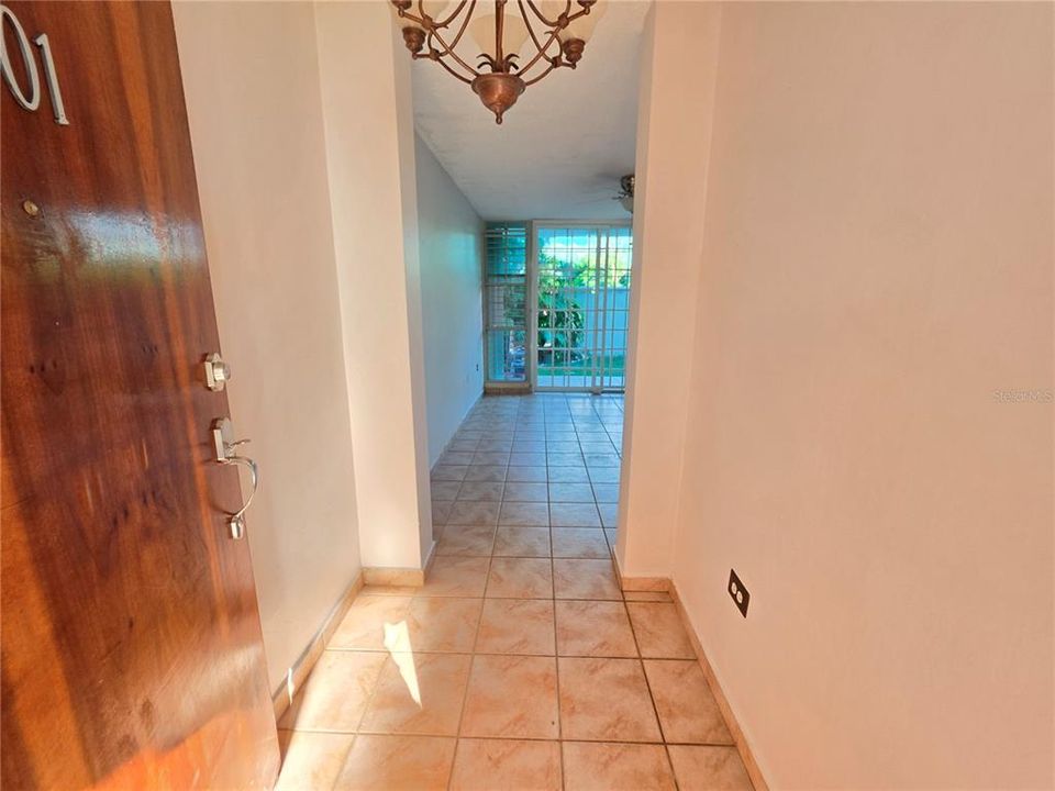 Active With Contract: $250,000 (4 beds, 2 baths, 1794 Square Feet)