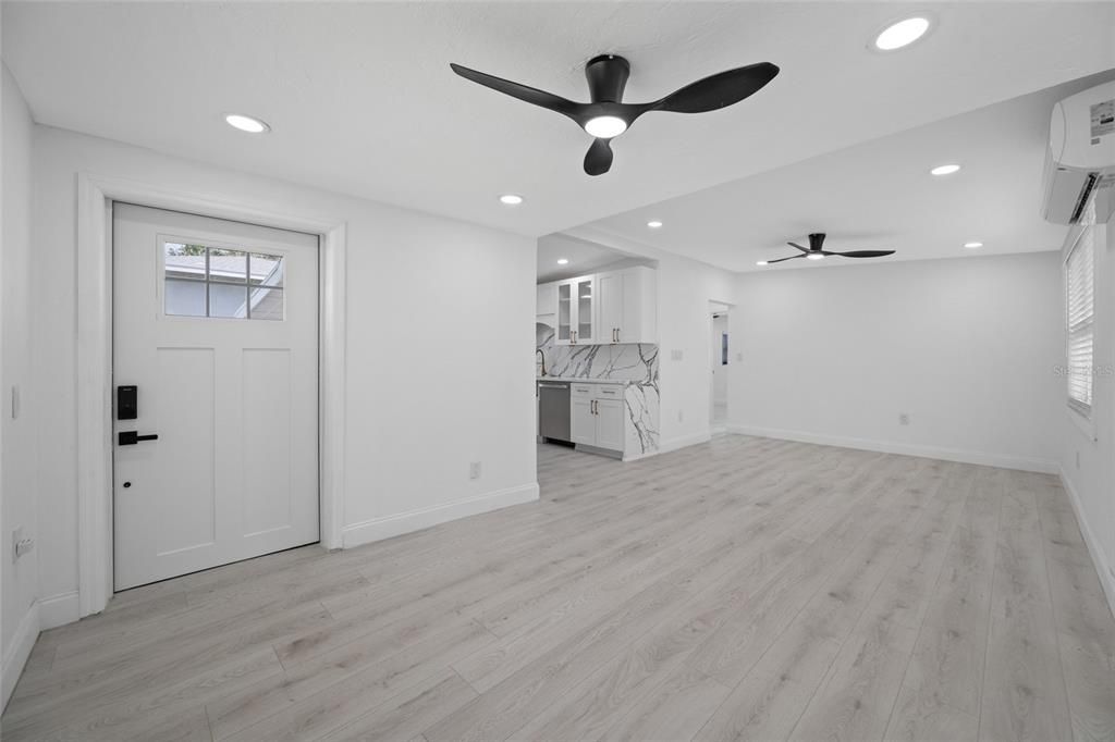 Activo con contrato: $235,000 (2 camas, 1 baños, 852 Pies cuadrados)