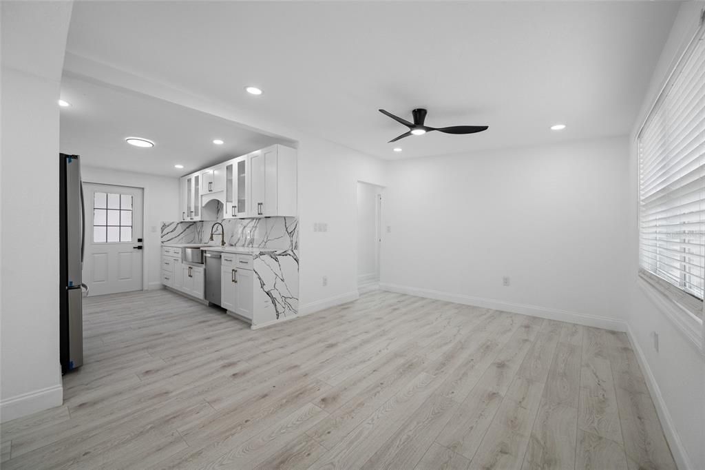 Activo con contrato: $235,000 (2 camas, 1 baños, 852 Pies cuadrados)