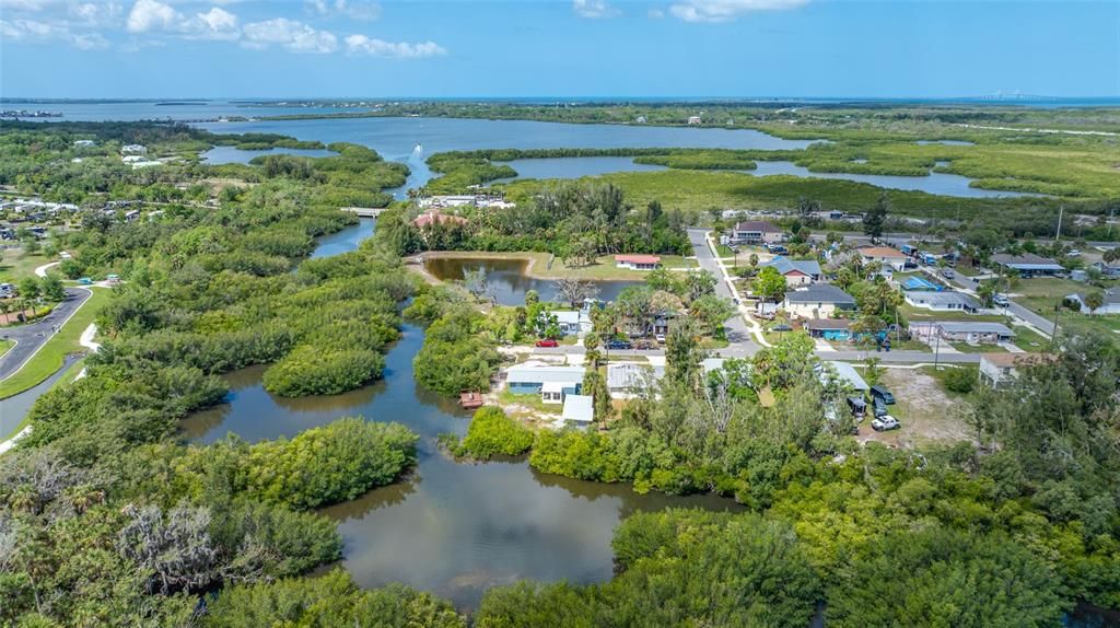 Activo con contrato: $235,000 (2 camas, 1 baños, 852 Pies cuadrados)