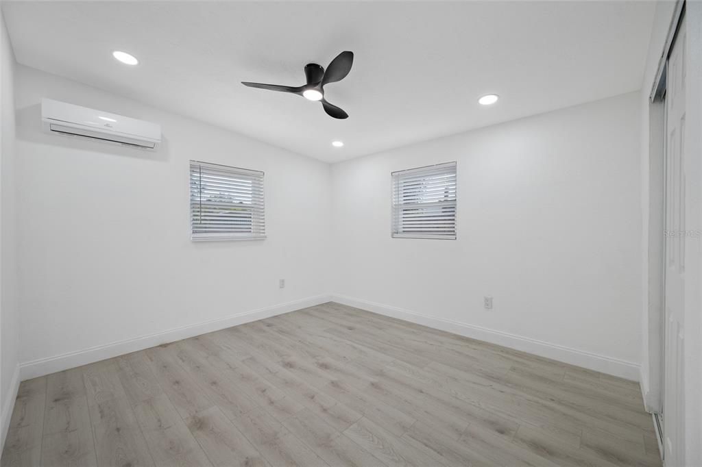 Activo con contrato: $235,000 (2 camas, 1 baños, 852 Pies cuadrados)