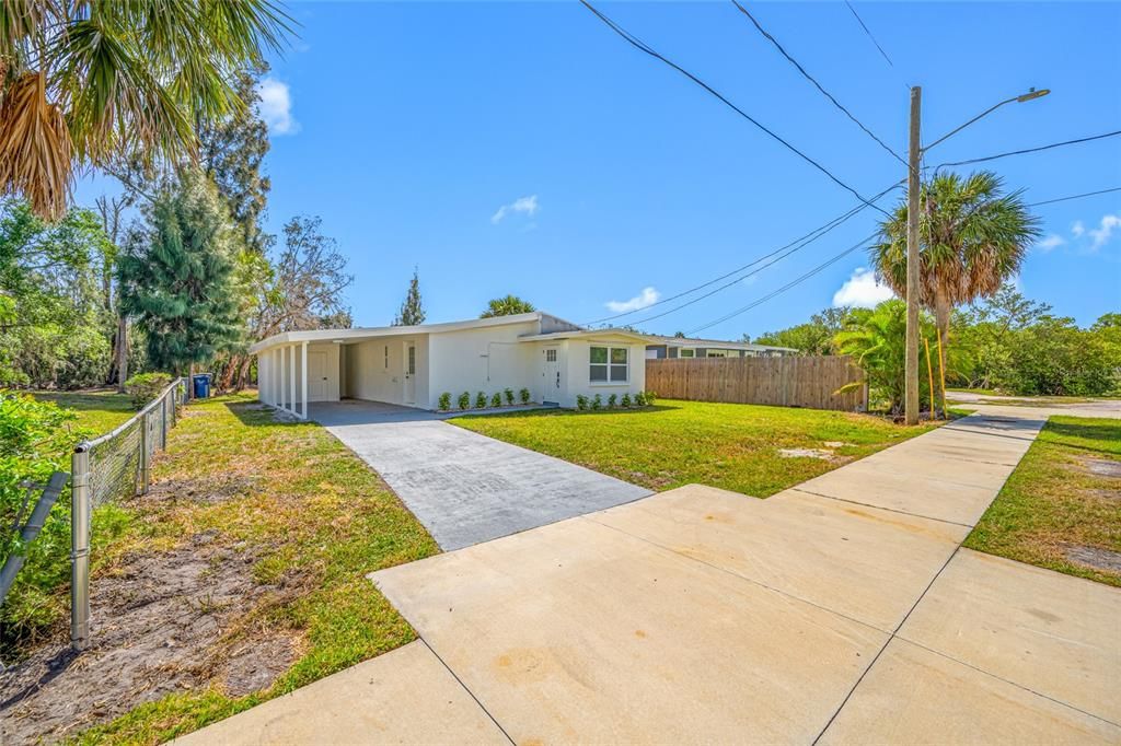 Activo con contrato: $235,000 (2 camas, 1 baños, 852 Pies cuadrados)