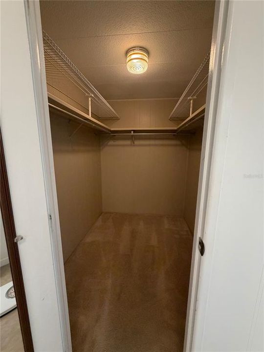 For Sale: $124,000 (2 beds, 2 baths, 1312 Square Feet)
