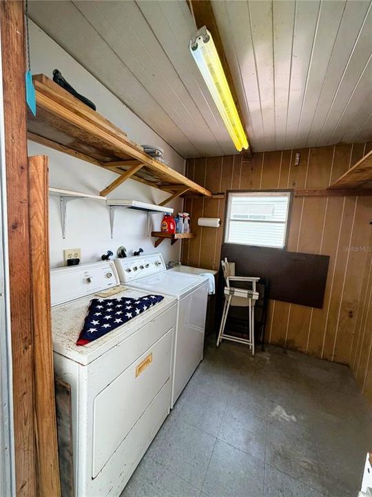 For Sale: $124,000 (2 beds, 2 baths, 1312 Square Feet)