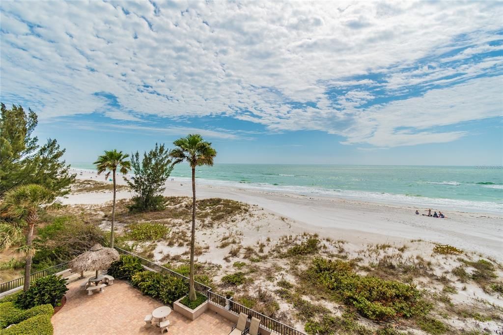 For Rent: $8,000 (3 beds, 2 baths, 1455 Square Feet)