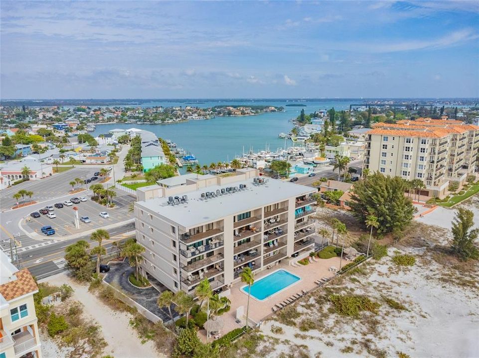 For Rent: $8,000 (3 beds, 2 baths, 1455 Square Feet)