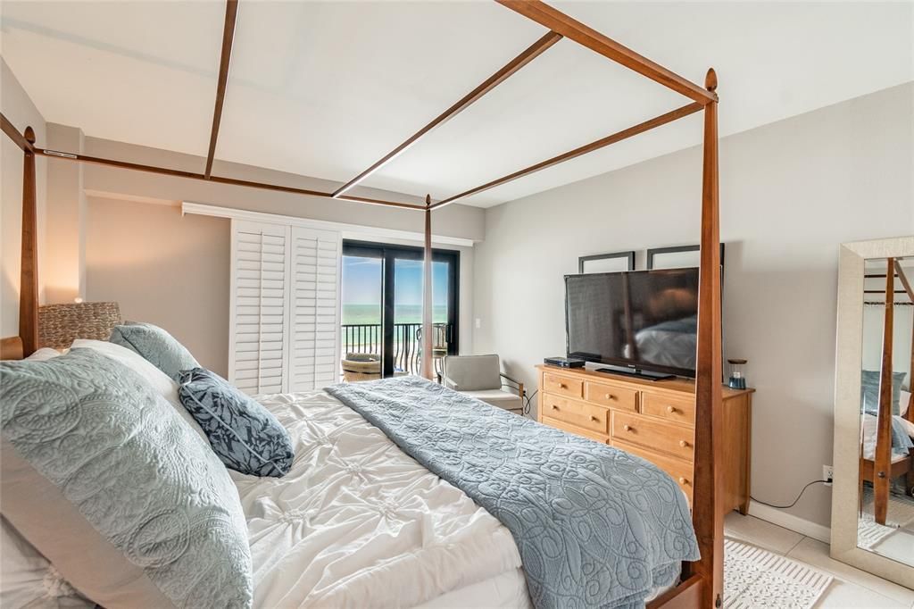 For Rent: $8,000 (3 beds, 2 baths, 1455 Square Feet)