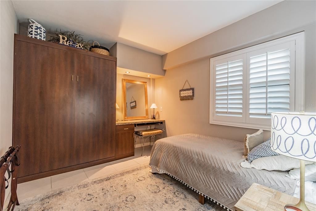 For Rent: $8,000 (3 beds, 2 baths, 1455 Square Feet)