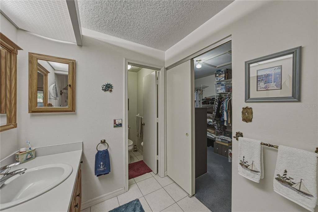 En Venta: $275,000 (2 camas, 2 baños, 1326 Pies cuadrados)