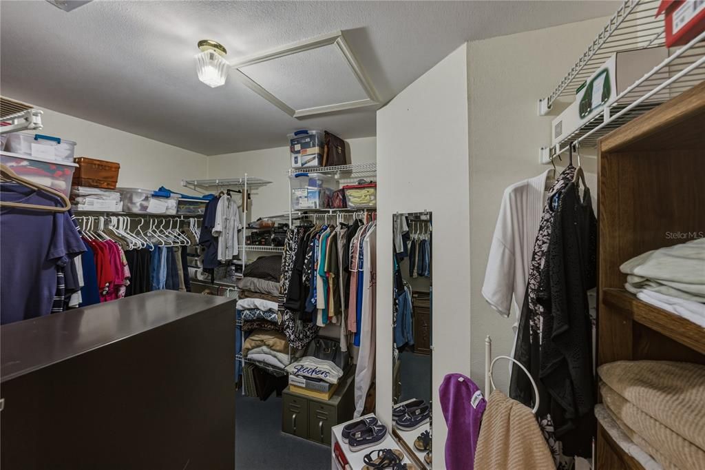 En Venta: $275,000 (2 camas, 2 baños, 1326 Pies cuadrados)