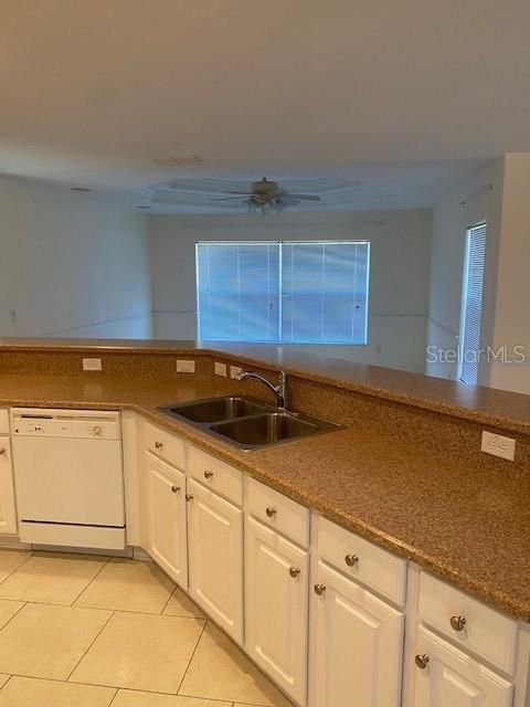 En Venta: $389,900 (3 camas, 2 baños, 2033 Pies cuadrados)