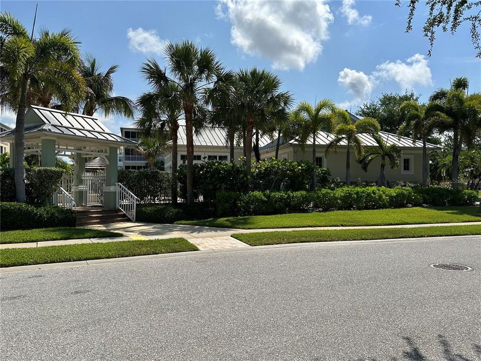 For Sale: $370,018 (4 beds, 3 baths, 2628 Square Feet)