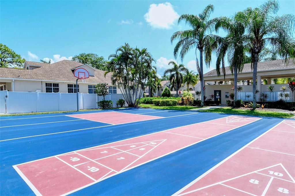 Activo con contrato: $249,900 (2 camas, 2 baños, 1068 Pies cuadrados)