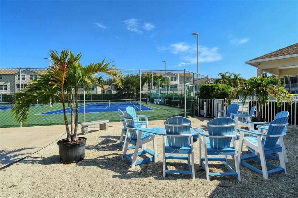 Activo con contrato: $249,900 (2 camas, 2 baños, 1068 Pies cuadrados)