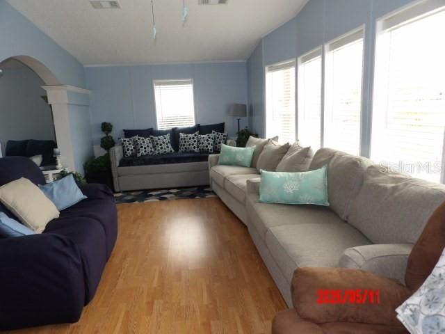 For Sale: $234,500 (2 beds, 2 baths, 1512 Square Feet)