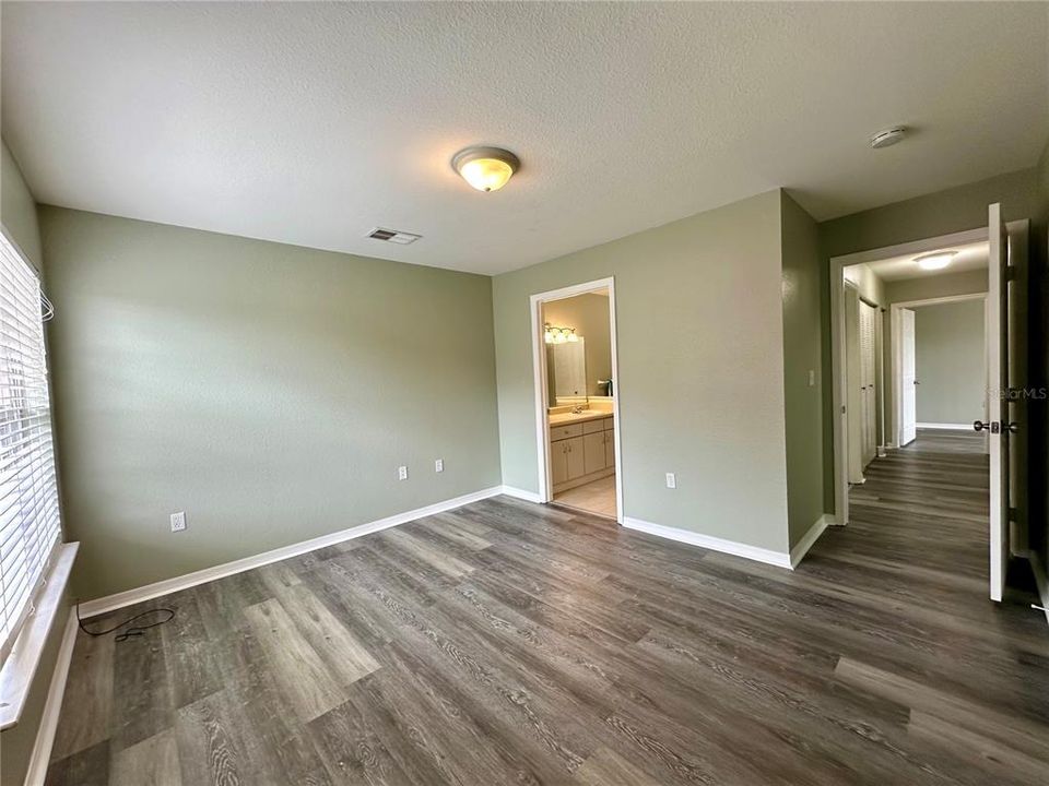 En Venta: $250,000 (2 camas, 2 baños, 1373 Pies cuadrados)