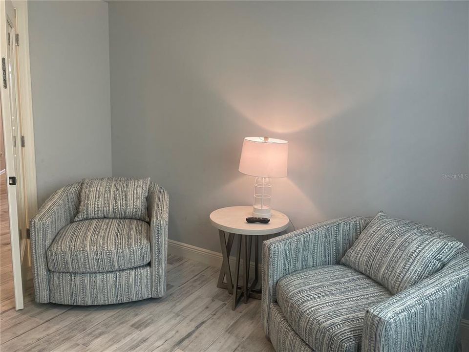 For Rent: $4,850 (3 beds, 2 baths, 2168 Square Feet)