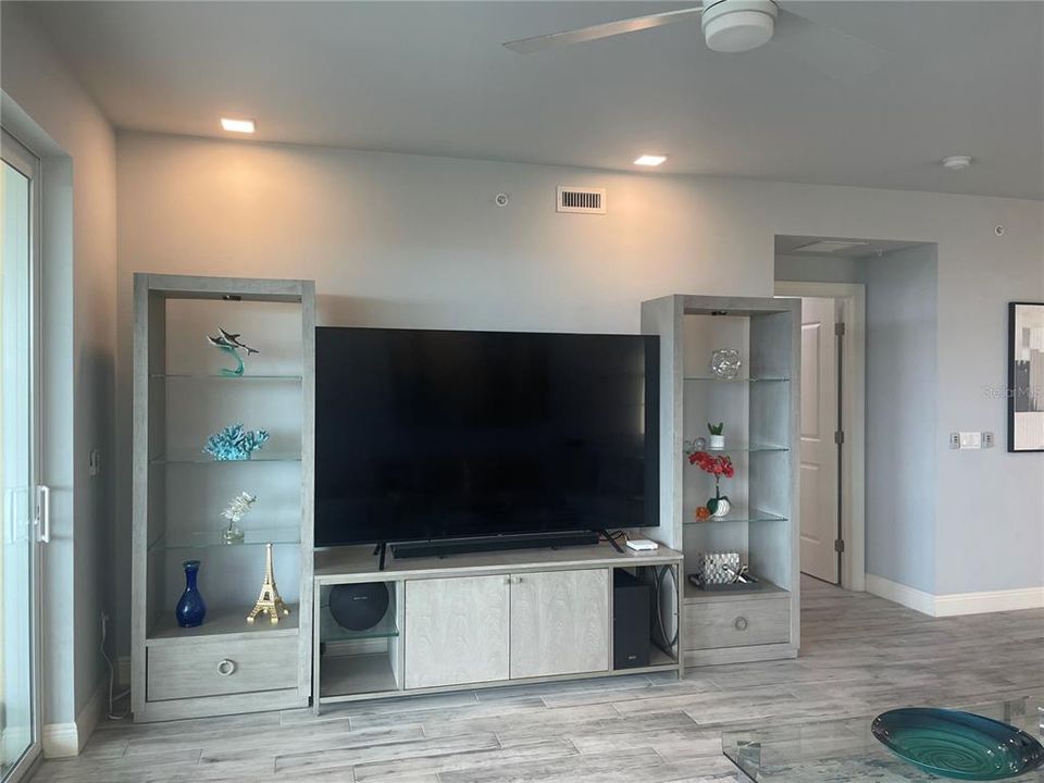 For Rent: $4,850 (3 beds, 2 baths, 2168 Square Feet)