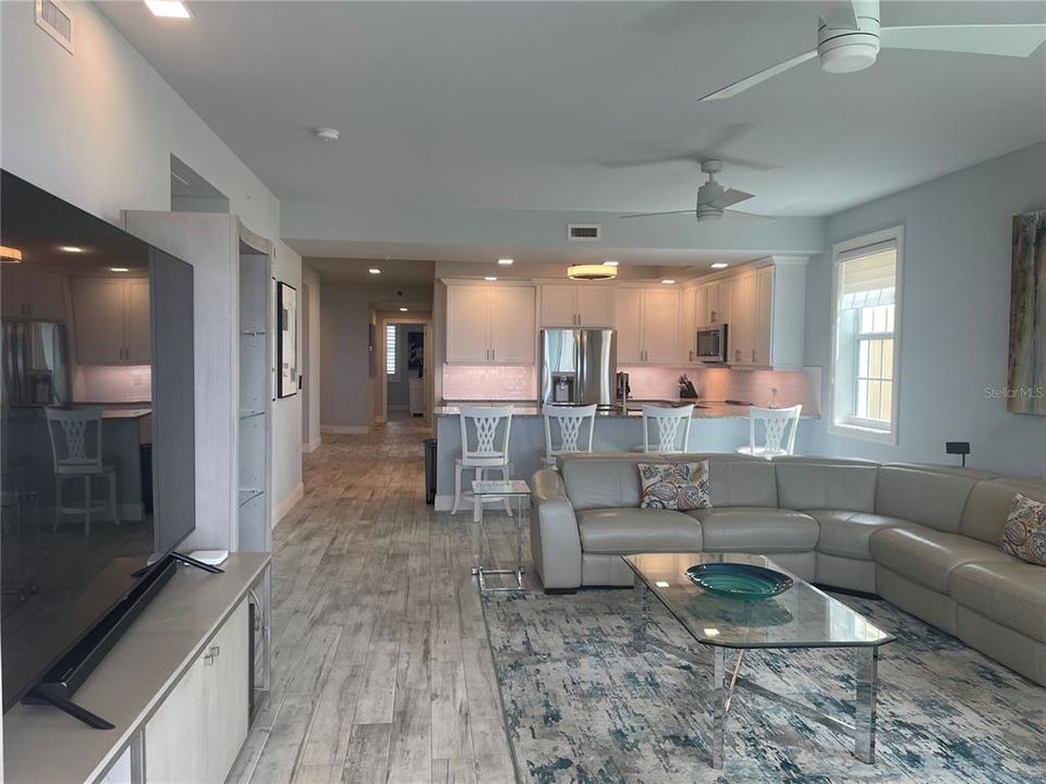 For Rent: $4,850 (3 beds, 2 baths, 2168 Square Feet)