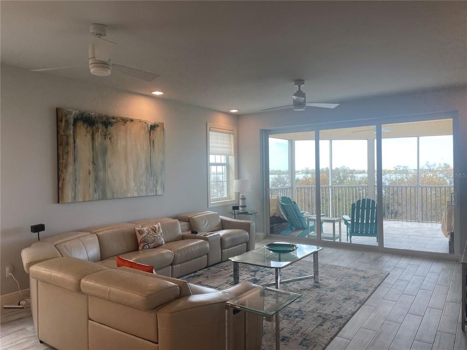 For Rent: $4,850 (3 beds, 2 baths, 2168 Square Feet)