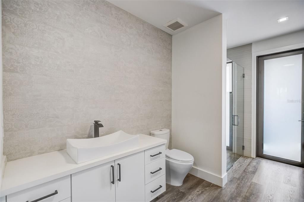 Active With Contract: $1,300,000 (4 beds, 3 baths, 3136 Square Feet)
