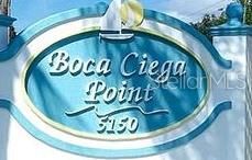 На продажу: $544,900 (2 спален, 2 ванн, 1650 Квадратных фут)
