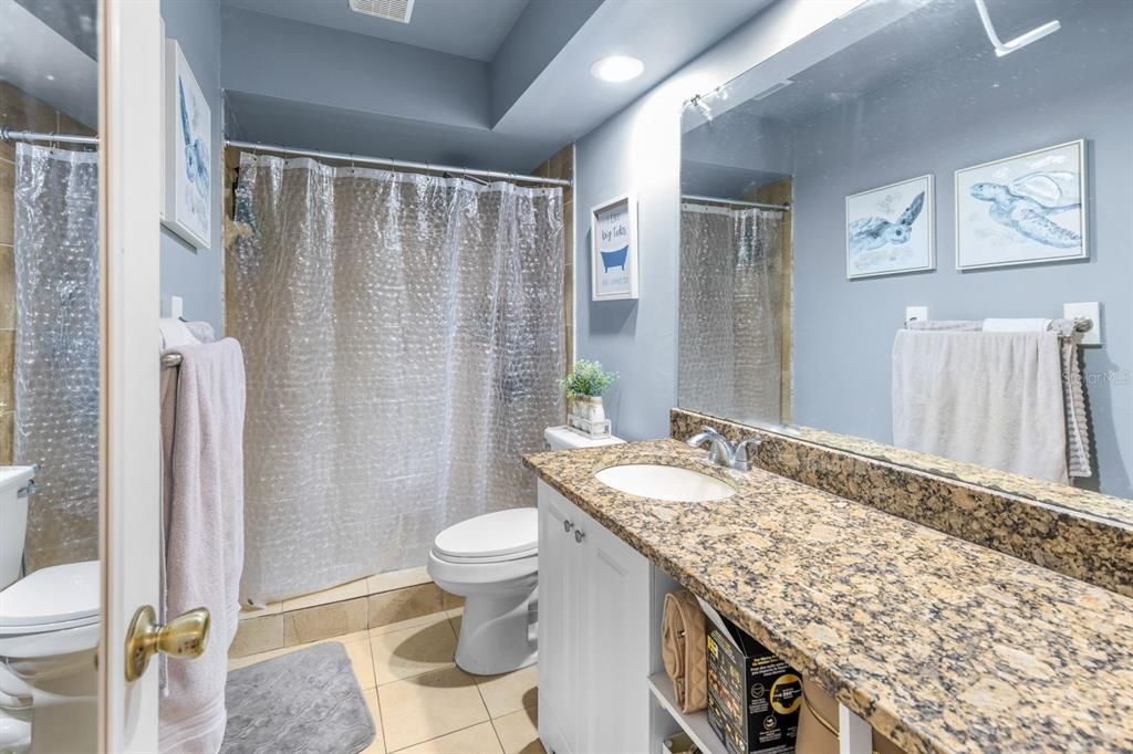 Active With Contract: $2,100 (3 beds, 2 baths, 1157 Square Feet)