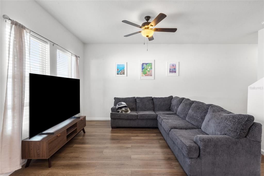 For Rent: $3,000 (3 beds, 2 baths, 1624 Square Feet)