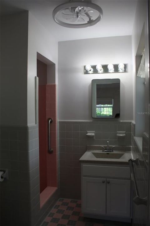 En Venta: $299,900 (2 camas, 2 baños, 1396 Pies cuadrados)