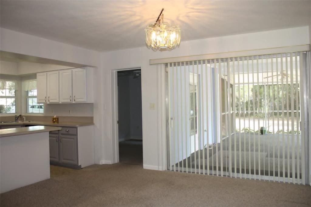 En Venta: $299,900 (2 camas, 2 baños, 1396 Pies cuadrados)