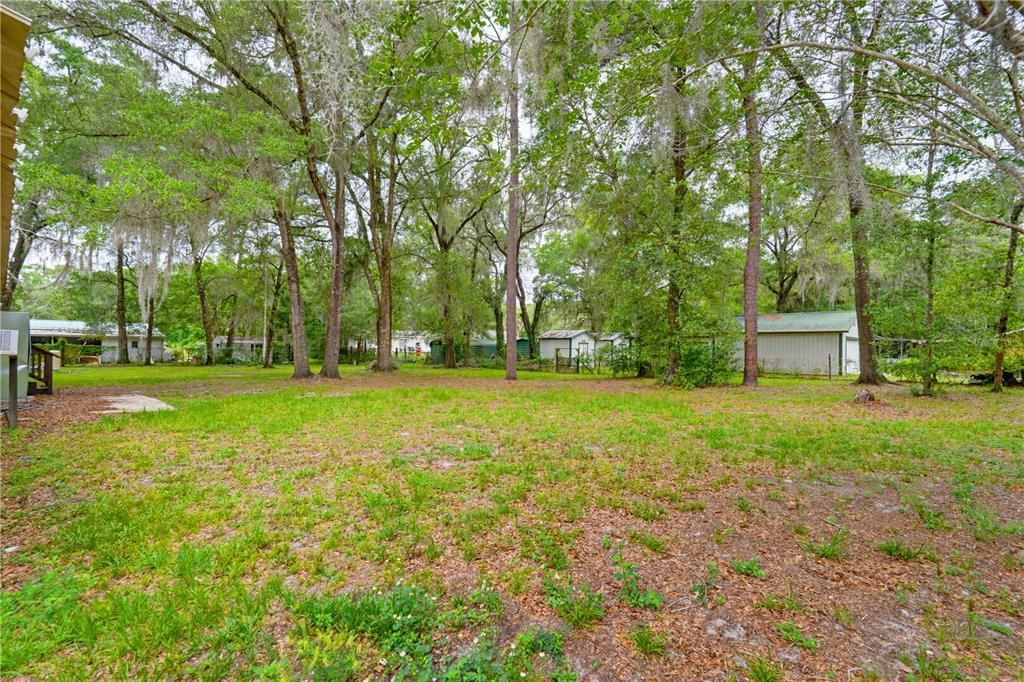 For Sale: $147,500 (2 beds, 1 baths, 924 Square Feet)