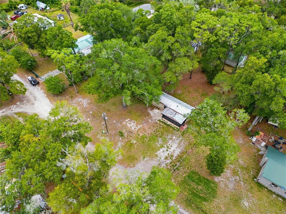 For Sale: $147,500 (2 beds, 1 baths, 924 Square Feet)