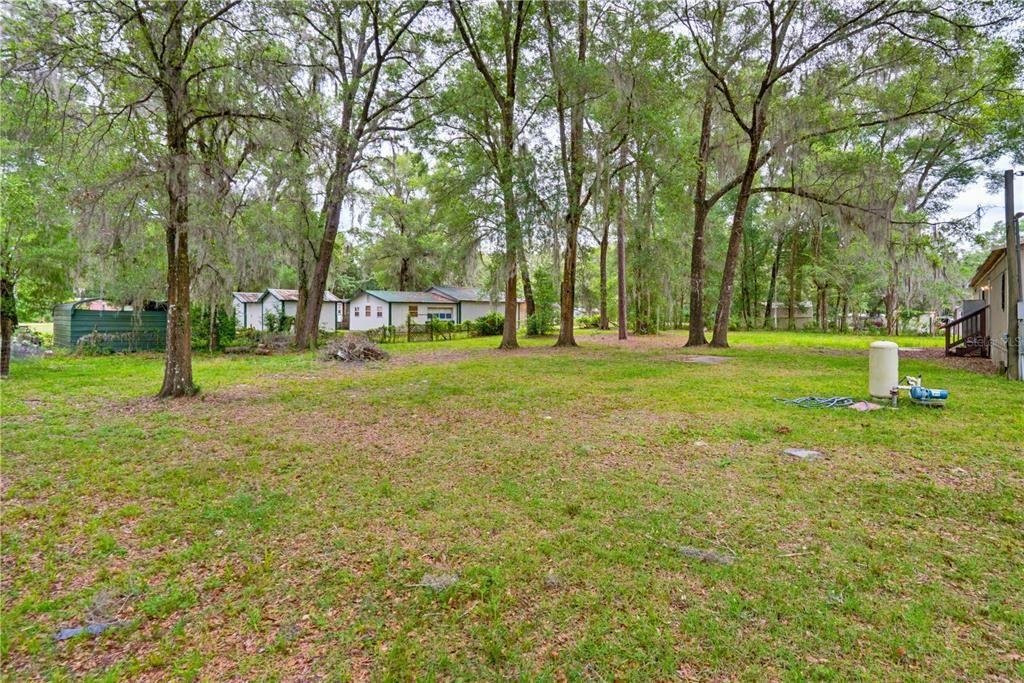 For Sale: $147,500 (2 beds, 1 baths, 924 Square Feet)