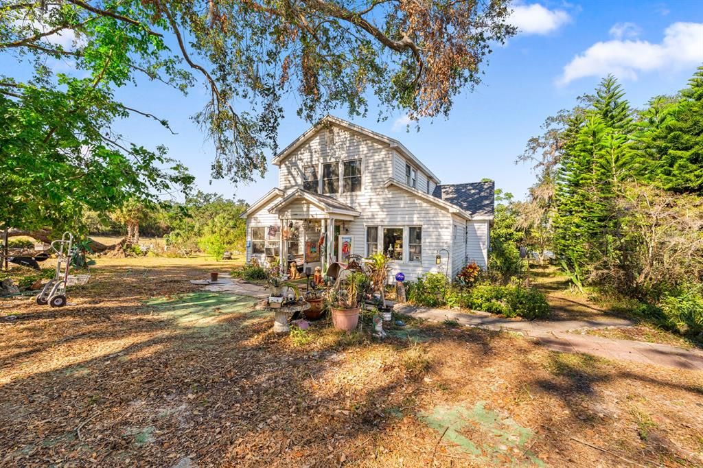For Sale: $645,000 (4 beds, 3 baths, 2165 Square Feet)