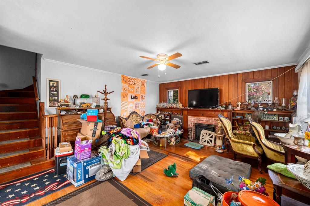 For Sale: $645,000 (4 beds, 3 baths, 2165 Square Feet)