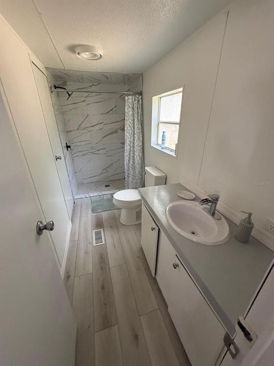 For Sale: $130,000 (3 beds, 2 baths, 960 Square Feet)