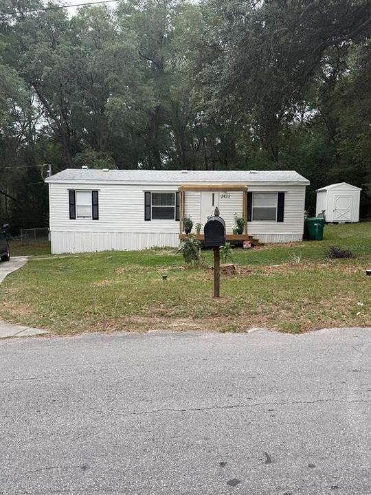 For Sale: $130,000 (3 beds, 2 baths, 960 Square Feet)