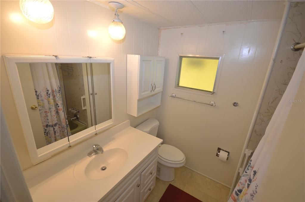 For Sale: $135,000 (2 beds, 2 baths, 960 Square Feet)