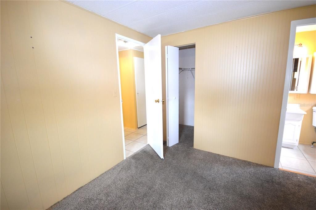 For Sale: $135,000 (2 beds, 2 baths, 960 Square Feet)