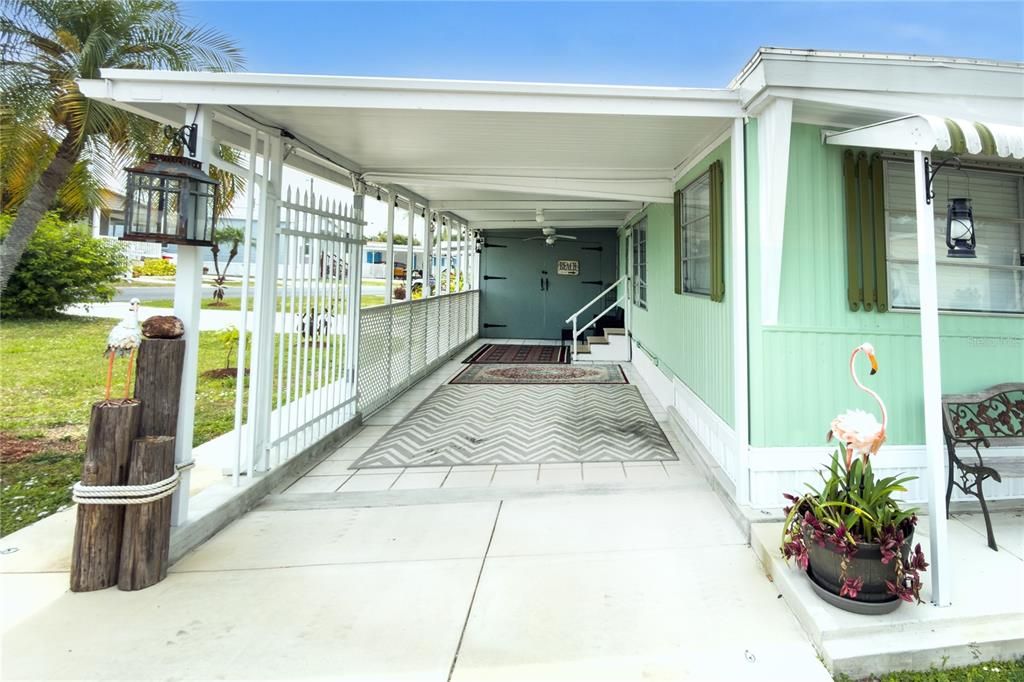 For Sale: $129,900 (2 beds, 1 baths, 672 Square Feet)