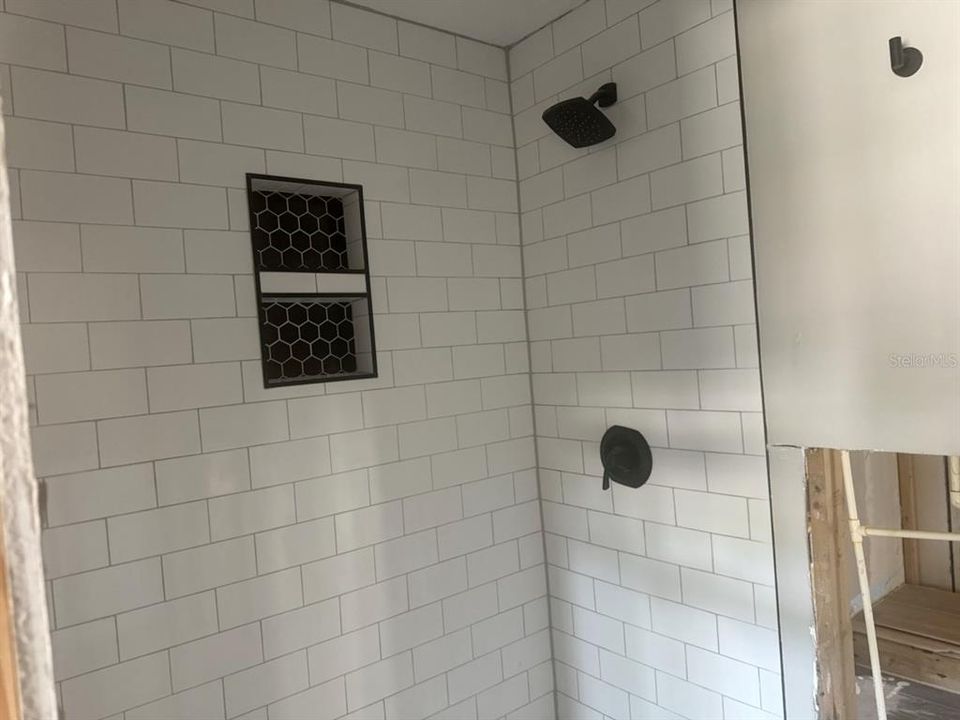 Active With Contract: $186,500 (3 beds, 2 baths, 1248 Square Feet)