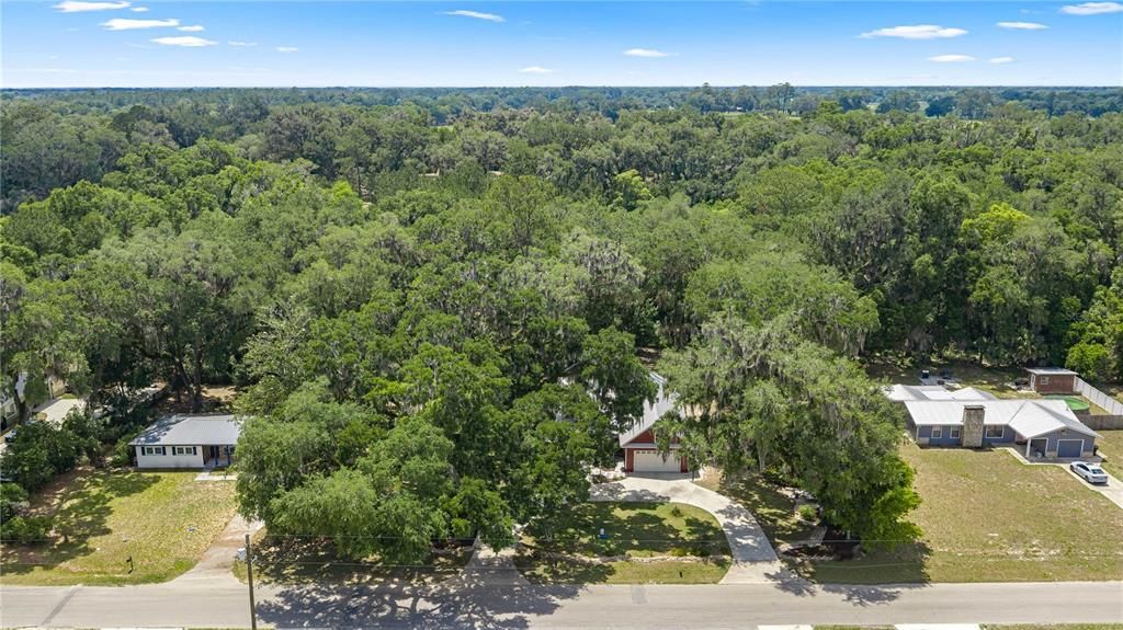 For Sale: $399,900 (3 beds, 2 baths, 1888 Square Feet)